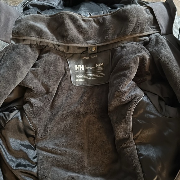Helly Hansen | Ski ⛷️ Snowboard 🏂 Jacket - Picture 8 of 13
